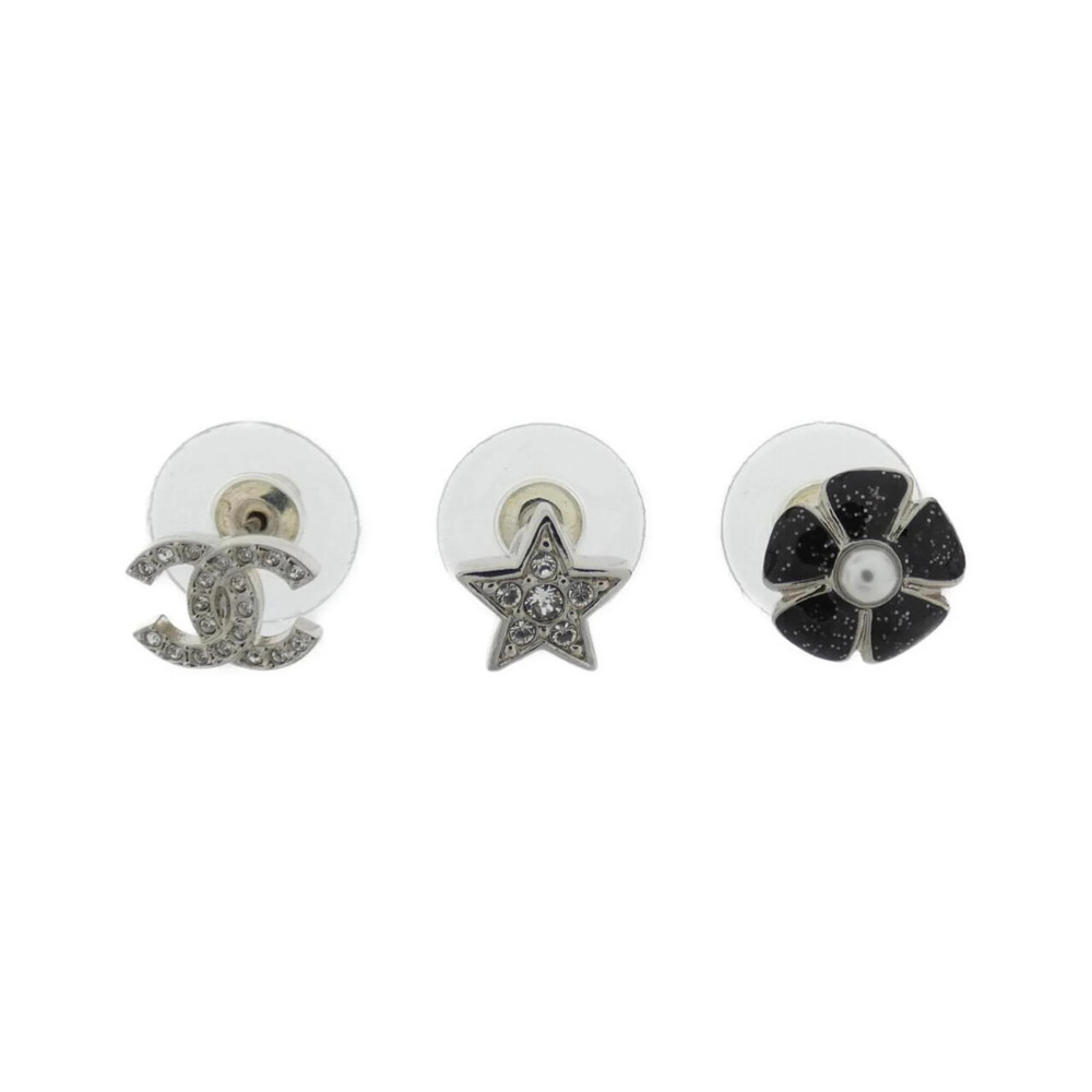 CHANEL Authentic Black Earrings